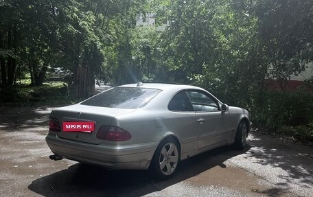 Mercedes-Benz CLK-Класс, 2000 год, 450 000 рублей, 8 фотография