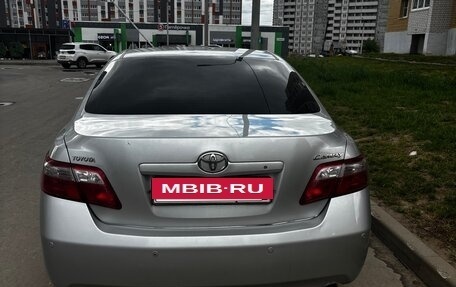 Toyota Camry, 2011 год, 1 100 000 рублей, 2 фотография