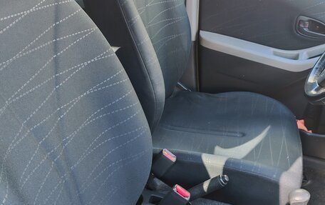 Toyota Yaris III рестайлинг, 2007 год, 680 000 рублей, 6 фотография