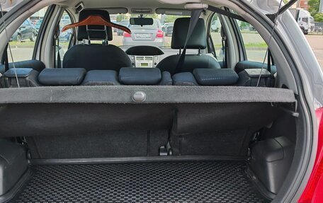 Toyota Yaris III рестайлинг, 2007 год, 680 000 рублей, 10 фотография