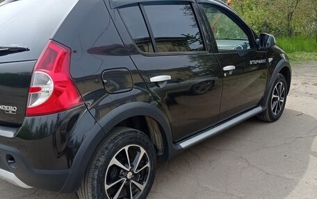 Renault Sandero I, 2012 год, 870 000 рублей, 3 фотография