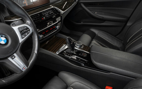 BMW 5 серия, 2021 год, 4 600 000 рублей, 17 фотография