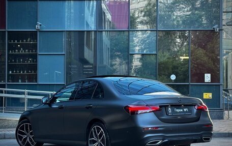 Mercedes-Benz E-Класс, 2022 год, 5 275 000 рублей, 4 фотография