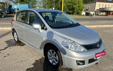 Nissan Tiida, 2010 год, 800 000 рублей, 3 фотография
