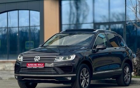 Volkswagen Touareg III, 2015 год, 2 820 000 рублей, 1 фотография