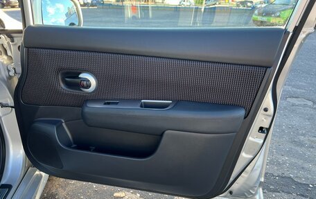 Nissan Tiida, 2010 год, 800 000 рублей, 32 фотография