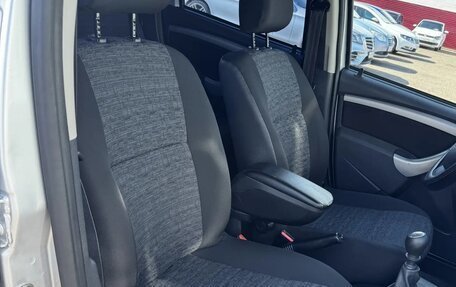 Renault Duster I рестайлинг, 2015 год, 899 000 рублей, 18 фотография