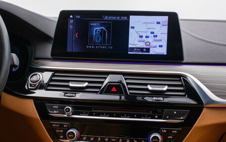 BMW 5 серия, 2018 год, 3 600 000 рублей, 15 фотография