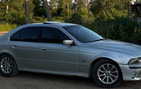 BMW 5 серия, 2001 год, 650 000 рублей, 2 фотография