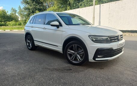 Volkswagen Tiguan II, 2019 год, 3 000 050 рублей, 5 фотография