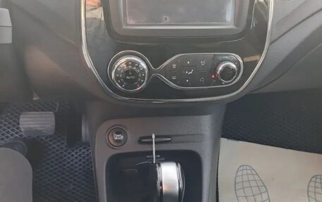 Renault Kaptur I рестайлинг, 2017 год, 1 280 000 рублей, 13 фотография