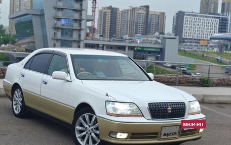 Toyota Crown Majesta, 2000 год, 1 300 000 рублей, 4 фотография