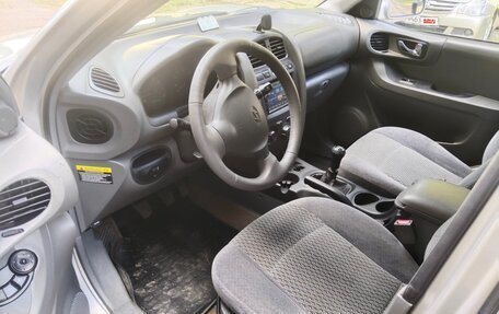 Hyundai Santa Fe III рестайлинг, 2003 год, 380 000 рублей, 21 фотография