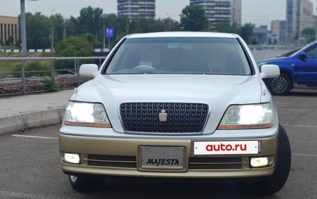 Toyota Crown Majesta, 2000 год, 1 300 000 рублей, 3 фотография