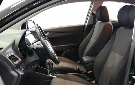 Hyundai Solaris II рестайлинг, 2019 год, 1 349 000 рублей, 8 фотография