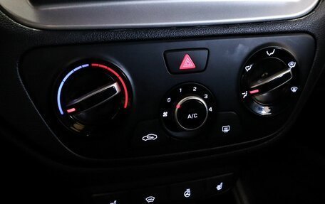 Hyundai Solaris II рестайлинг, 2019 год, 1 349 000 рублей, 19 фотография
