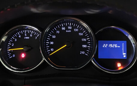 Renault Duster I рестайлинг, 2016 год, 1 055 000 рублей, 17 фотография