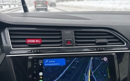 Volkswagen Tiguan II, 2017 год, 2 950 000 рублей, 2 фотография