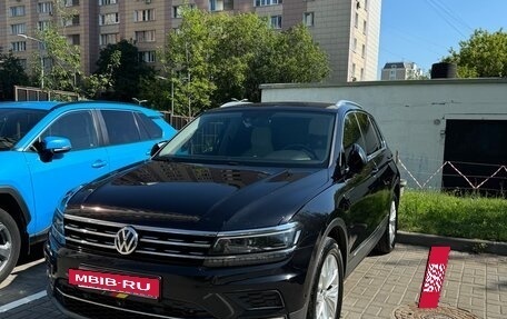 Volkswagen Tiguan II, 2017 год, 2 950 000 рублей, 5 фотография