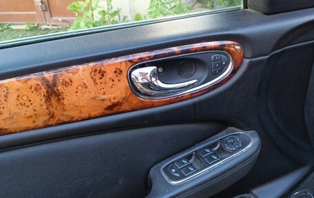 Jaguar XJ III (X350), 2005 год, 1 000 000 рублей, 9 фотография
