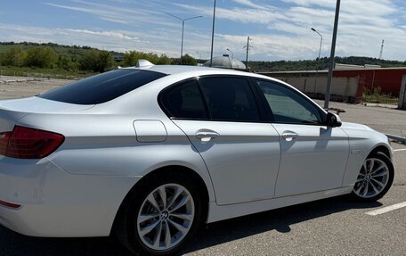 BMW 5 серия, 2015 год, 2 900 000 рублей, 3 фотография