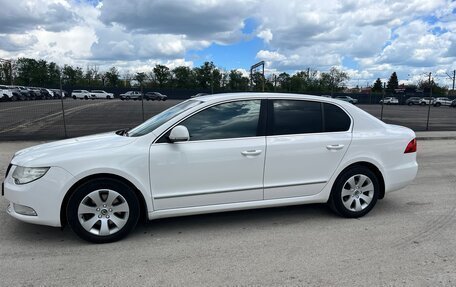 Skoda Superb III рестайлинг, 2012 год, 1 300 000 рублей, 6 фотография