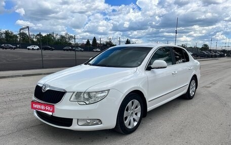 Skoda Superb III рестайлинг, 2012 год, 1 300 000 рублей, 7 фотография