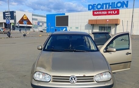 Volkswagen Golf IV, 2003 год, 370 000 рублей, 1 фотография