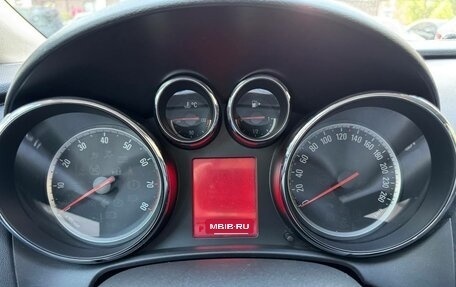 Opel Astra J, 2013 год, 880 000 рублей, 14 фотография
