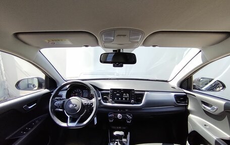KIA Stonic, 2019 год, 1 850 000 рублей, 13 фотография