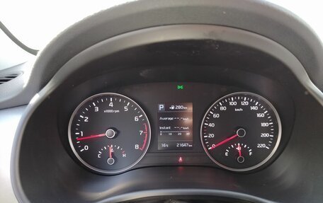 KIA Stonic, 2019 год, 1 850 000 рублей, 18 фотография