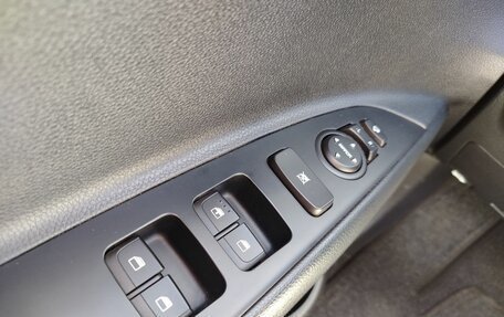 KIA Stonic, 2019 год, 1 850 000 рублей, 19 фотография
