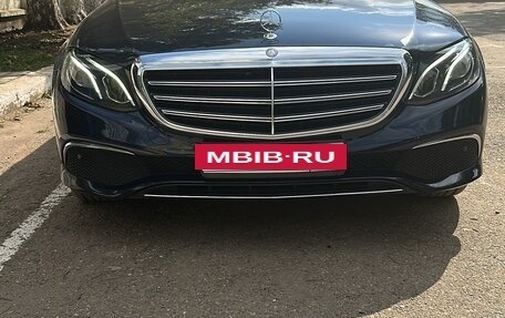 Mercedes-Benz E-Класс, 2016 год, 3 600 000 рублей, 2 фотография