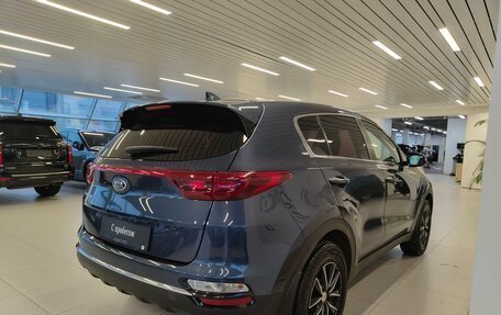 KIA Sportage IV рестайлинг, 2019 год, 1 799 000 рублей, 2 фотография