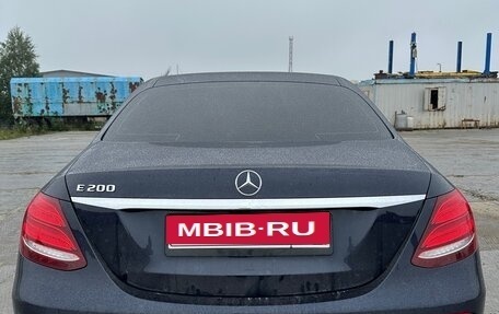 Mercedes-Benz E-Класс, 2016 год, 3 600 000 рублей, 9 фотография