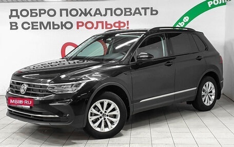 Volkswagen Tiguan II, 2021 год, 2 790 000 рублей, 2 фотография
