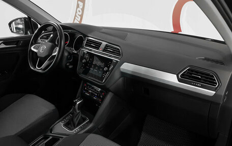 Volkswagen Tiguan II, 2021 год, 2 790 000 рублей, 10 фотография