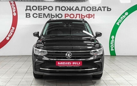 Volkswagen Tiguan II, 2021 год, 2 790 000 рублей, 3 фотография