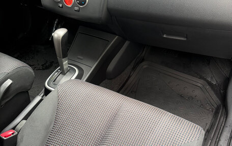 Nissan Tiida, 2011 год, 920 000 рублей, 11 фотография