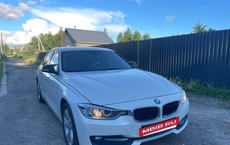 BMW 3 серия, 2014 год, 1 600 000 рублей, 3 фотография
