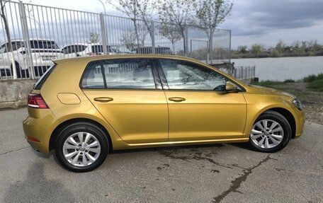 Volkswagen Golf VII, 2018 год, 1 730 000 рублей, 4 фотография