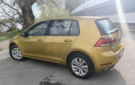 Volkswagen Golf VII, 2018 год, 1 730 000 рублей, 7 фотография