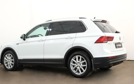 Volkswagen Tiguan II, 2018 год, 1 990 000 рублей, 2 фотография