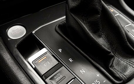 Volkswagen Tiguan II, 2018 год, 1 990 000 рублей, 19 фотография