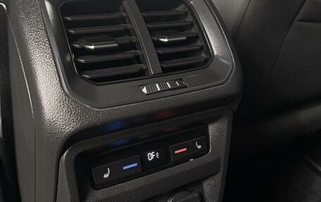 Volkswagen Tiguan II, 2018 год, 1 990 000 рублей, 18 фотография