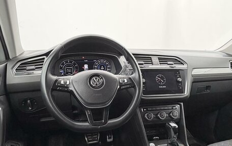Volkswagen Tiguan II, 2018 год, 1 990 000 рублей, 24 фотография