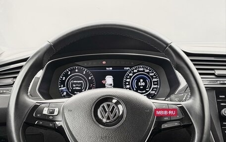 Volkswagen Tiguan II, 2018 год, 1 990 000 рублей, 15 фотография