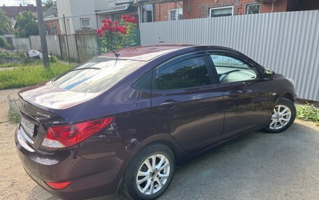 Hyundai Solaris II рестайлинг, 2013 год, 630 000 рублей, 3 фотография