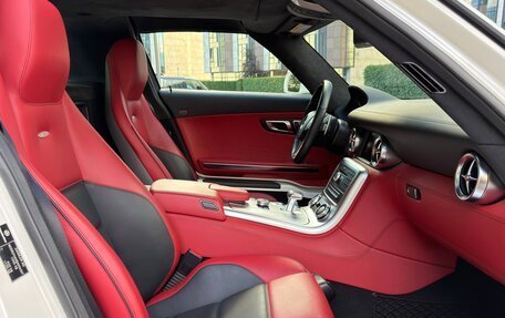Mercedes-Benz SLS AMG, 2011 год, 27 500 000 рублей, 28 фотография
