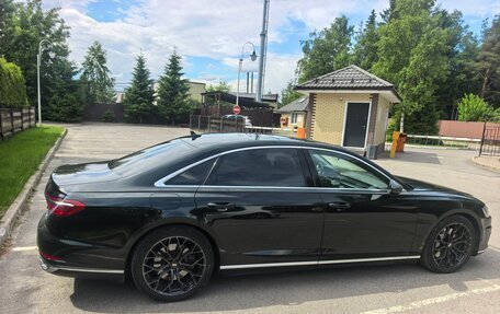 Audi A8, 2018 год, 4 000 000 рублей, 10 фотография